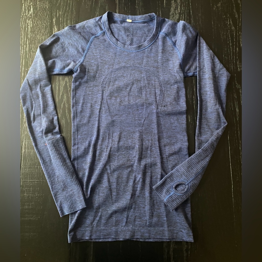 Lululemon long sleeve swiftly, tech shirt. Size 2.